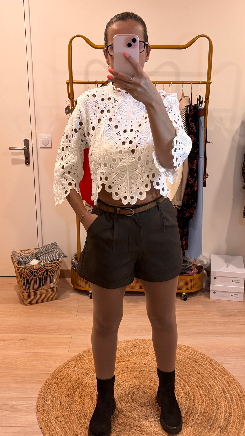TOP DENTELLE BRODEE