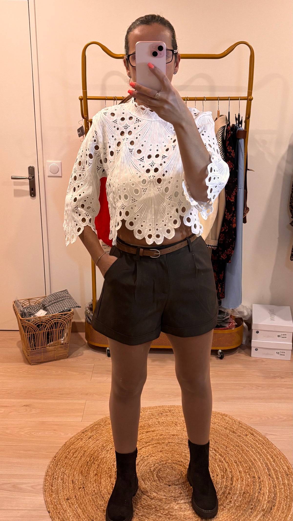 TOP DENTELLE BRODEE